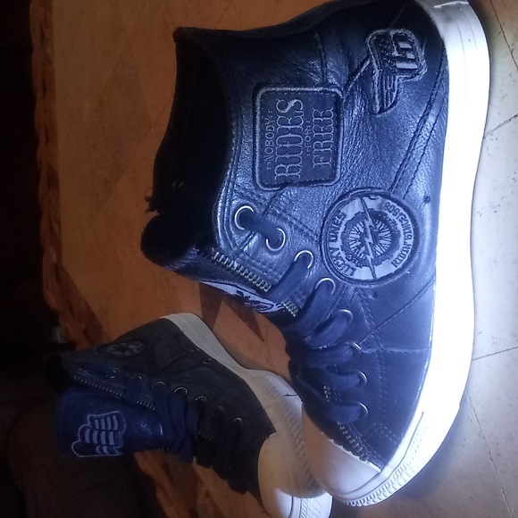 (Rare)Chuck Taylor Leather 7-M 9-W - Picture 6 of 12